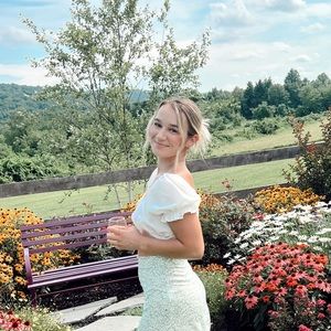 Meet your Posher, Karly